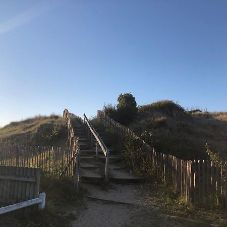 Le Petit Navire - Acces Direct Plage Cabourg Kültér fotó